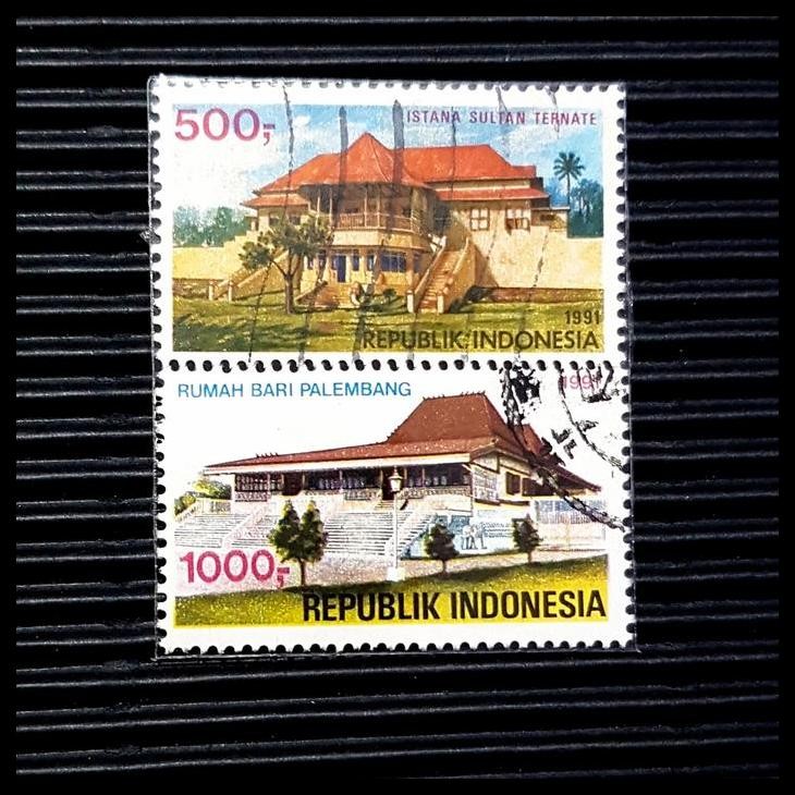

HOT DEAL PRANGKO ISTANA SULTAN TERNATE & RUMAH BARI PALEMBANG. SET (2V) USED !!!!!!