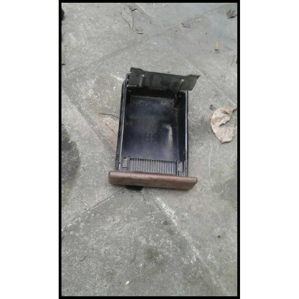 BEST DEAL ASBAK DASHBOARD HONDA CIVIC WONDER SB4 