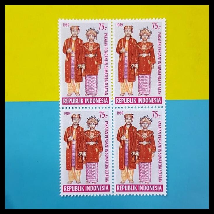 

TERMURAH PRANGKO INDONESIA. PAKAIAN PENGANTIN DARI SUMATERA SELATAN BLOK-4. MNH !!