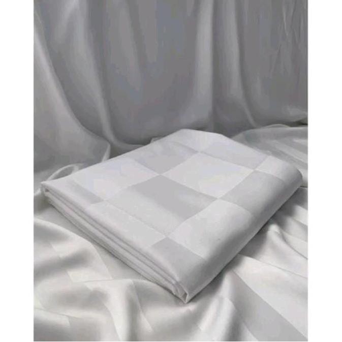 Leon Sprei Set Katun Dobby White Kotak
