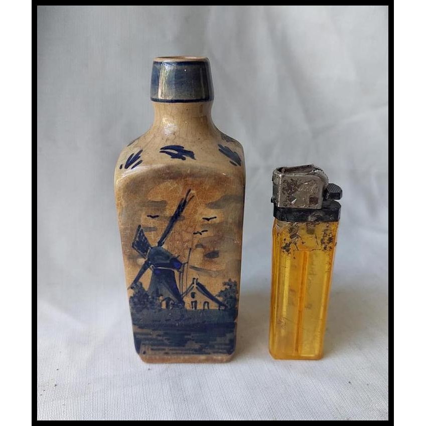 

GRATIS ONGKIR BOTOL TUA LUKIS KERAMIK HOLLAND RETAK HALUS !!!!!!