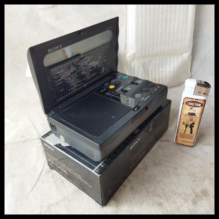 GRATIS ONGKIR PAJANGAN VINTAGE RADIO SONY ICF-C1000 