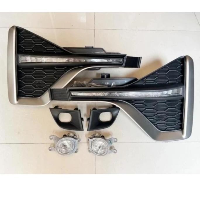 foglamp innova zenix + drl innova zenix/foglamp dan DRL innova zenix