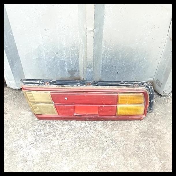 TERMURAH STOPLAMP STOP LAMP LAMPU REM STOP BELAKANG BAGIAN KANAN TOYOTA COROLLA KE30 CORVET THN. 197