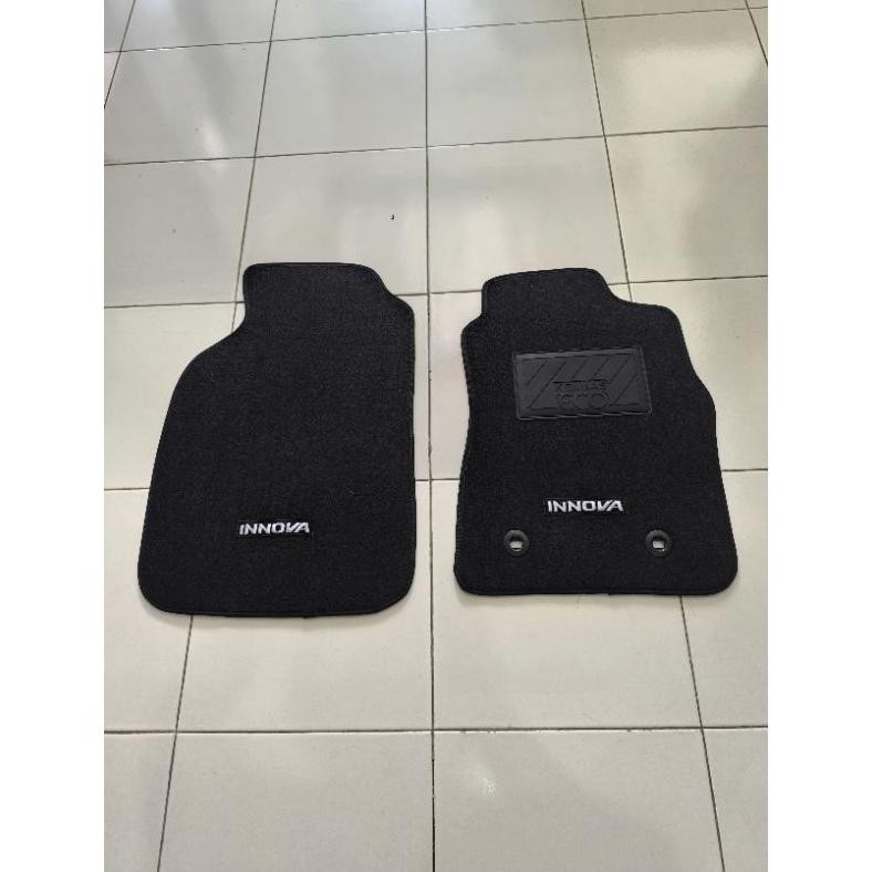 Karpet Mobil Kijang Innova Depan