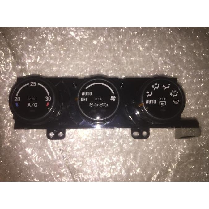 Panel ac escudo 1.6 tahun 2004