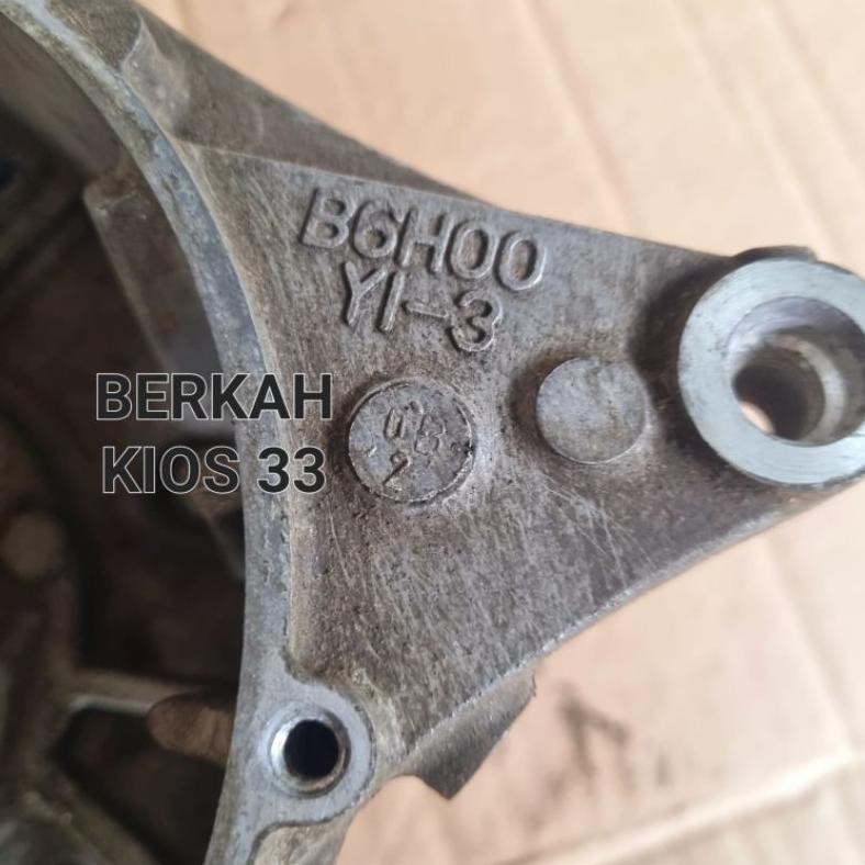 Crankcase krengkes kalter mesin tengah kanan oli block blok mahnet magnit all new nmax n max 155 vva