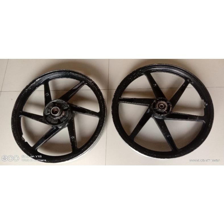 velg roda racing depan belakang suzuki satria lumba hiu double disk orinal copotan