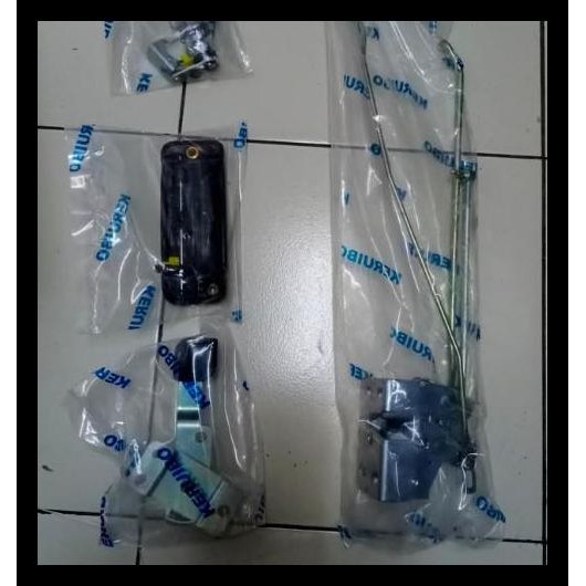 DISKON KUNCI PINTU KABIN SK200-8 SK210-8 DOOR LOCK ASSY KOBELCO SK200-8 