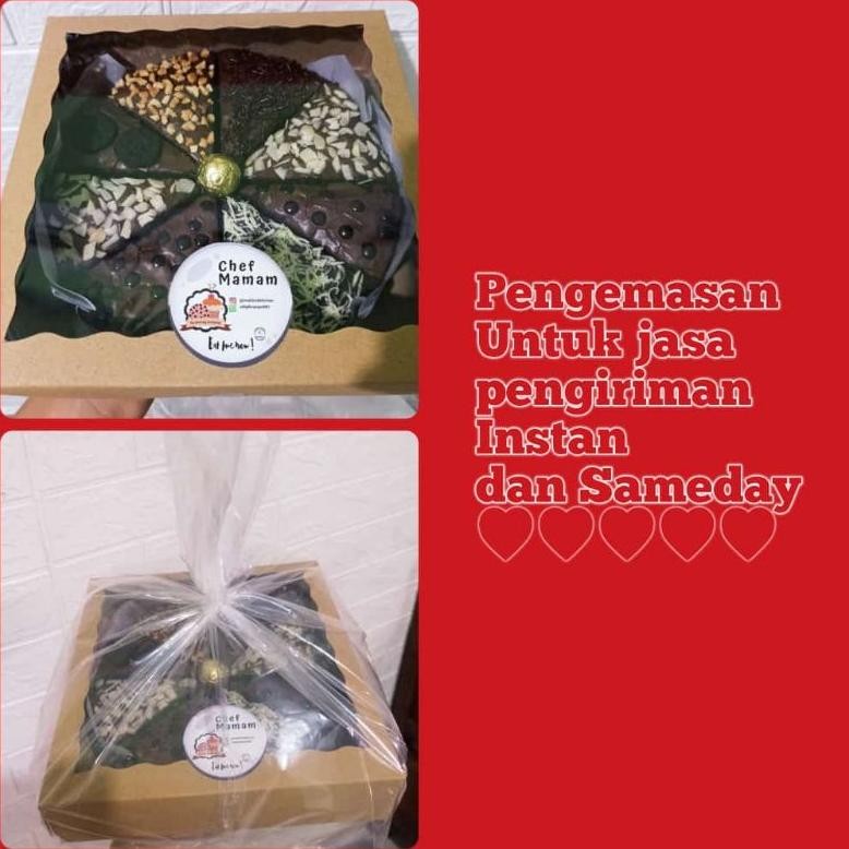 

Hot Fudgy Brownies Panggang Dark Coklat Model Pizza, Diameter 20Cm Qw-7