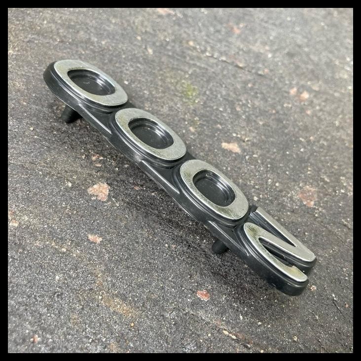 TERMURAH PLATE REAR NAME NO.3 (DISPLACEMENT) EMBLEM LOGO TULISAN BAGASI BELAKANG 2000 TOYOTA CORONA 