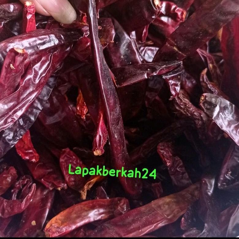 

Sempurna ( Cabe Super 1.Kg ) Cabe Merah Besar Super Kering Tanpa Tangkai Kualitas Bagus