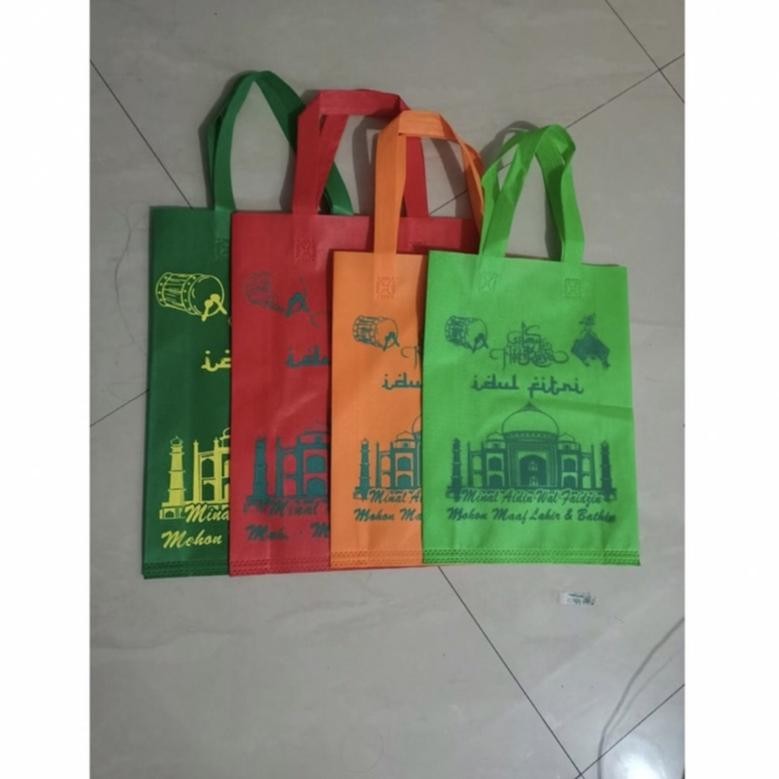 

dvc-78 TR24 Murah ! Tas Hampers Lebaran (HLS) 25 x 35 x 08 Goodie Bag Idul Fitri WARNA RANDOM (HLS) 25 x 35 x 08 Hemat Hemat