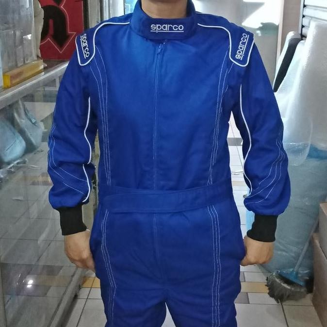 baju balap atau wearpack buat mobil