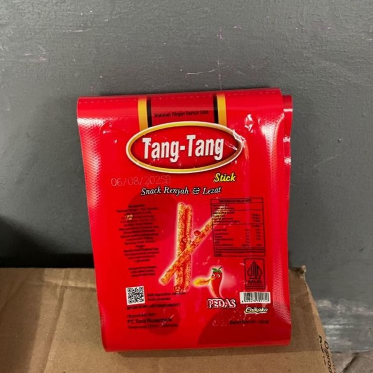 

1 PACK SNACK CEMILAN PEDAS TANG TANG (ISI 8 PCS)