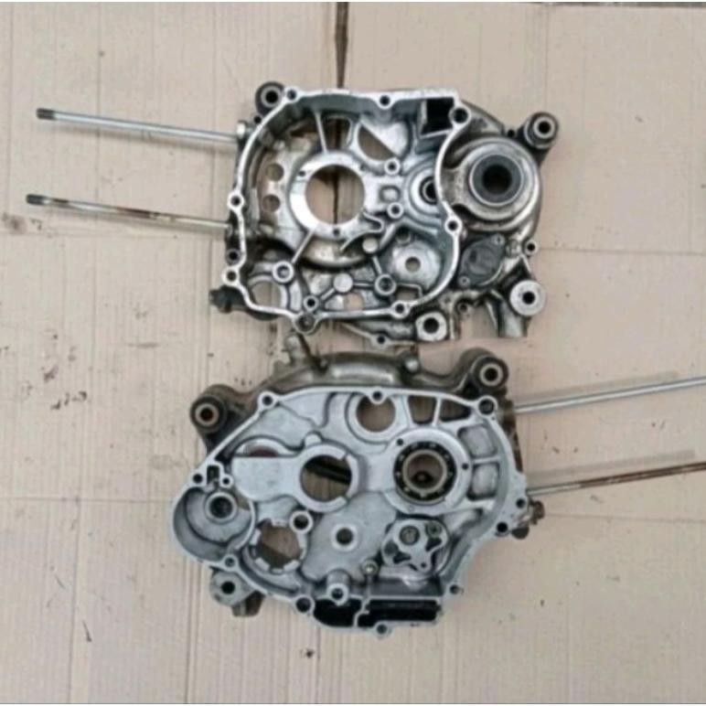 KRENGKES CRANKCASE SET KANAN KIRI VEGA R LAMA CRYPTON 4ST JUPITER LAMA ORI CABUTAN
