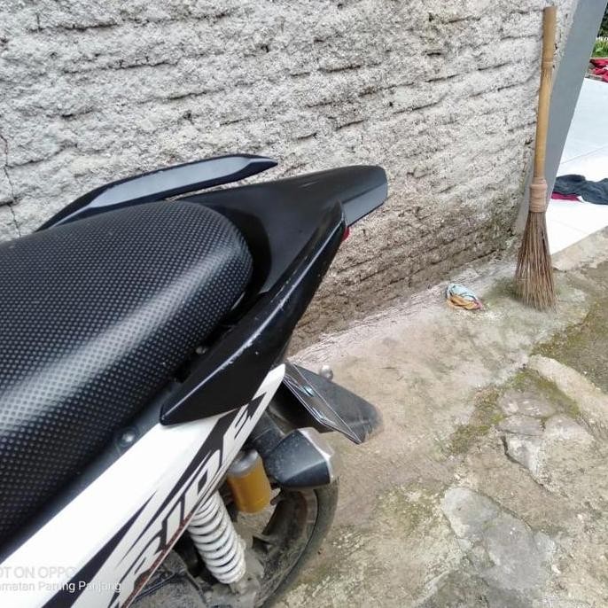 Aksesoris motor x ride 125 Custom Buntut Ekor Tail murah