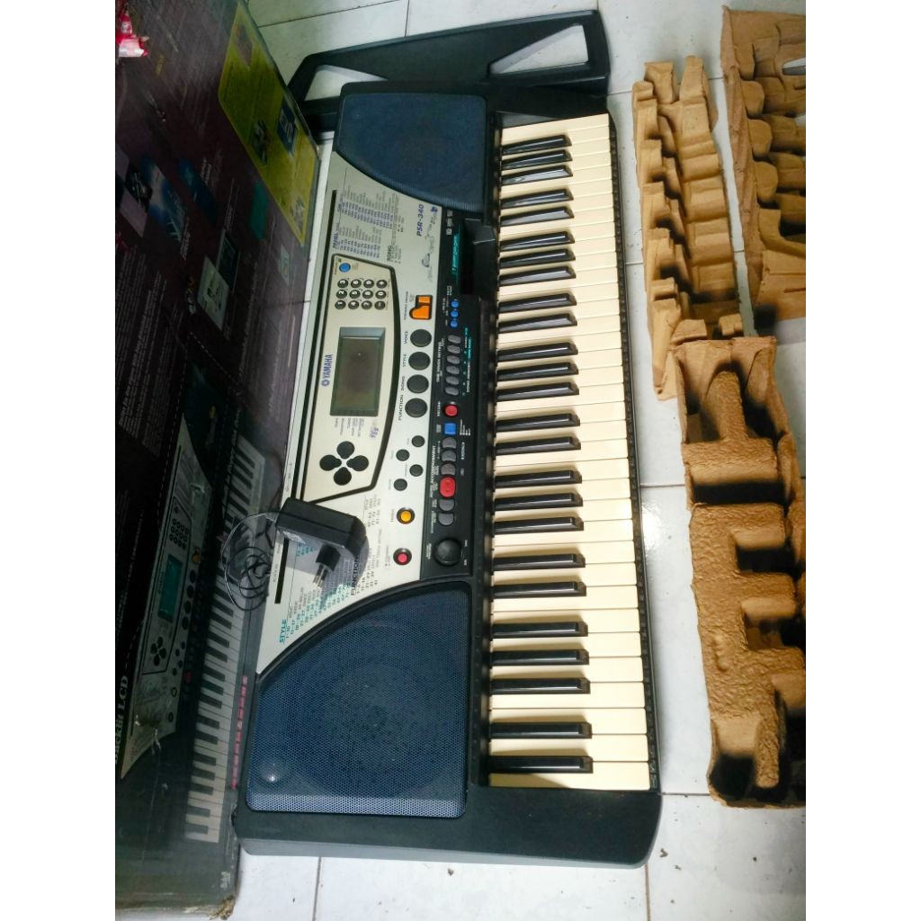 keyboard#piano yamaha psr-340,normal second