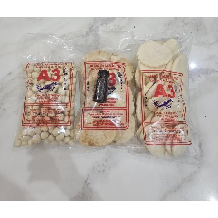 

Paket Pas 10 Kerupuk Getas Kemplang Bakar Ikan Tenggiri Kemplang Bulat Besar Sambal Terasi