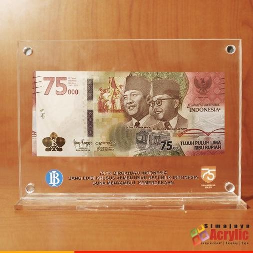 display uang 75 rb / tempat penyimpanan uang akrilik / tempat display uang akrilik