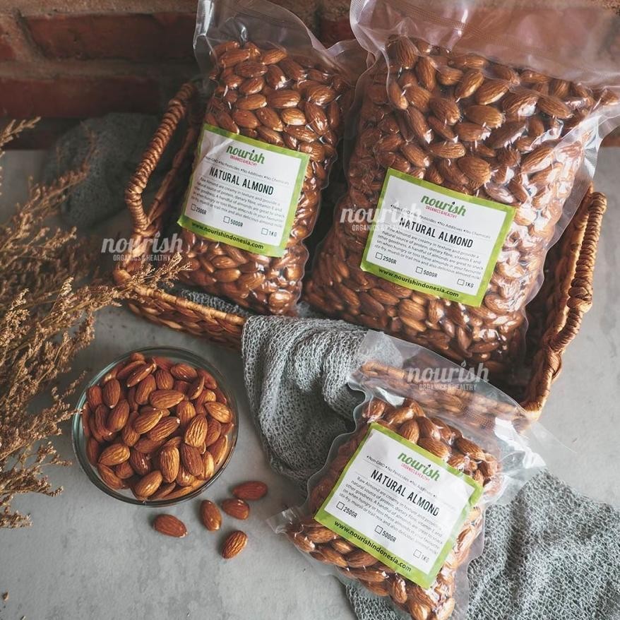 

Natural Raw Whole Almond (Almond Mentah) 500gr Nugi