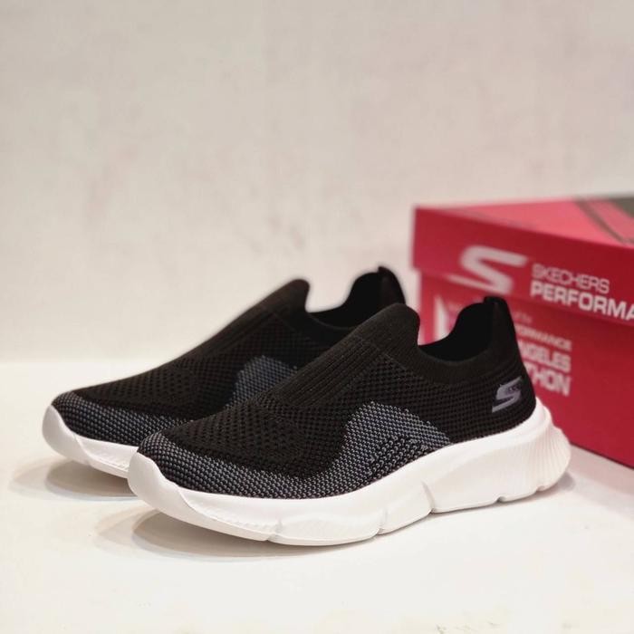LW SEPATU ANAK LAKI-LAKI PEREMPUAN SLIP ON SKECHERS SLOP HITAM PUTIH