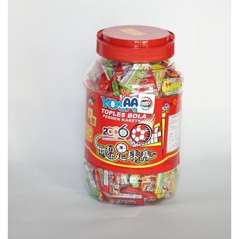 

YOSAN PERMEN KARET BOLA TOPLES ISI 200 X 2 GRM Nugi
