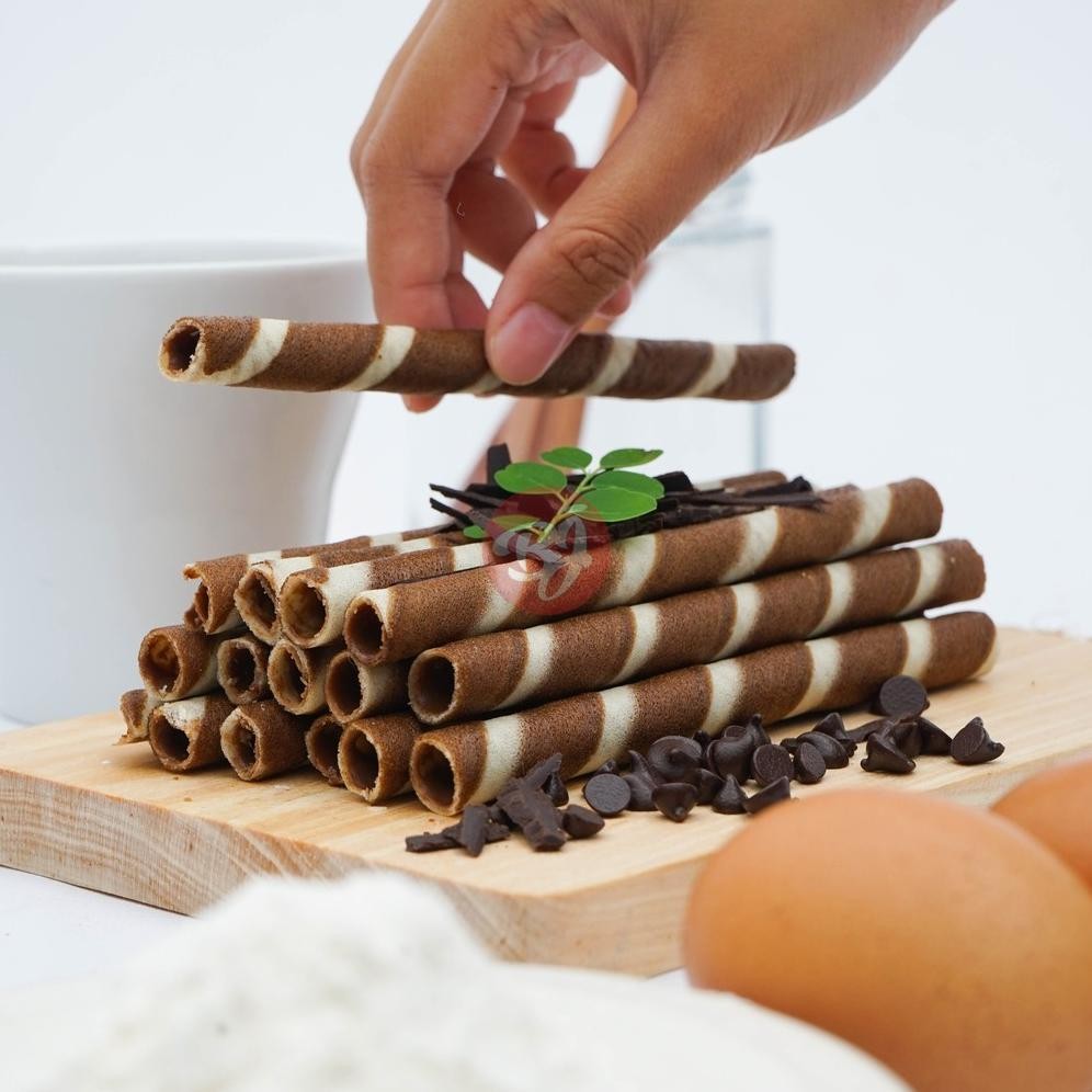 

Astor Coklat / Wafer Rolls 250gram Nugi