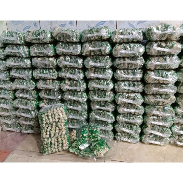 

pilus kencur/ tiktak kencur/sukrocikurkemasan1bal isi 10 pak(1pakiai 20) renyahgurih Nugi