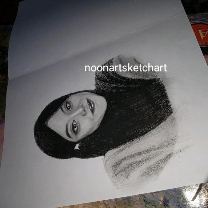 

SKETSA WAJAH MURAH / kado aesthetic / sketsa unik / gift sketsa wajah Hitam putih Kertas gift kado ulangtahun hadiah bunga resin alat melukis