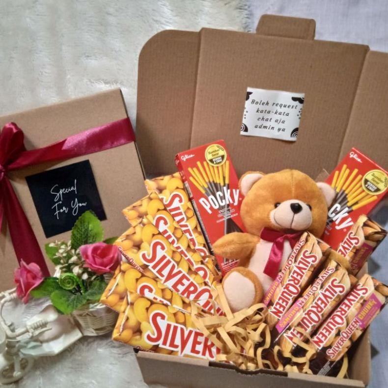 

Hampers coklat boneka kado ulang tahun wisuda aniversary valentine gift box Nugi