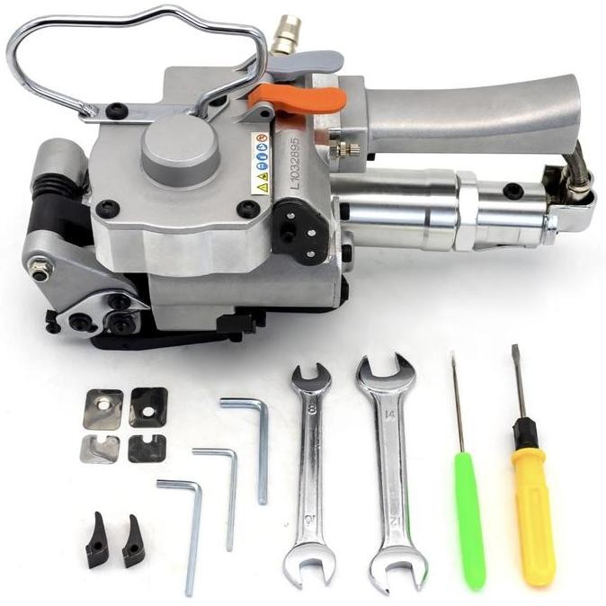 Pneumatic strapping tool handheld