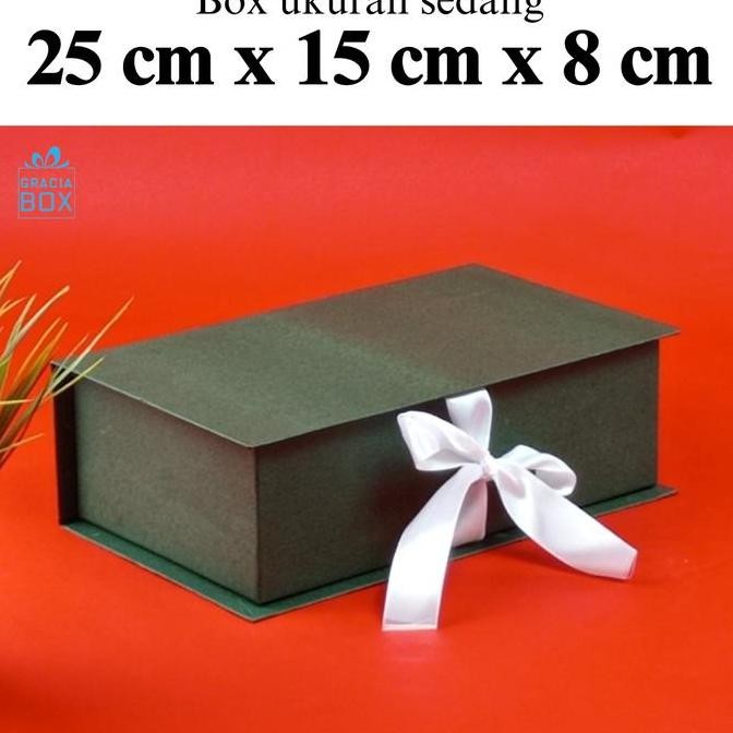 

Produk Baru!! BOX HAMPERS Hardbox 25x15x8cm | Kotak Kado Hadiah Kertas Premium Tebal