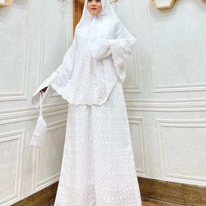 Gamis ihrom komplit haji/umbroh bahan katun paris full bordir + topi hari bundar dan topi gaji pet M