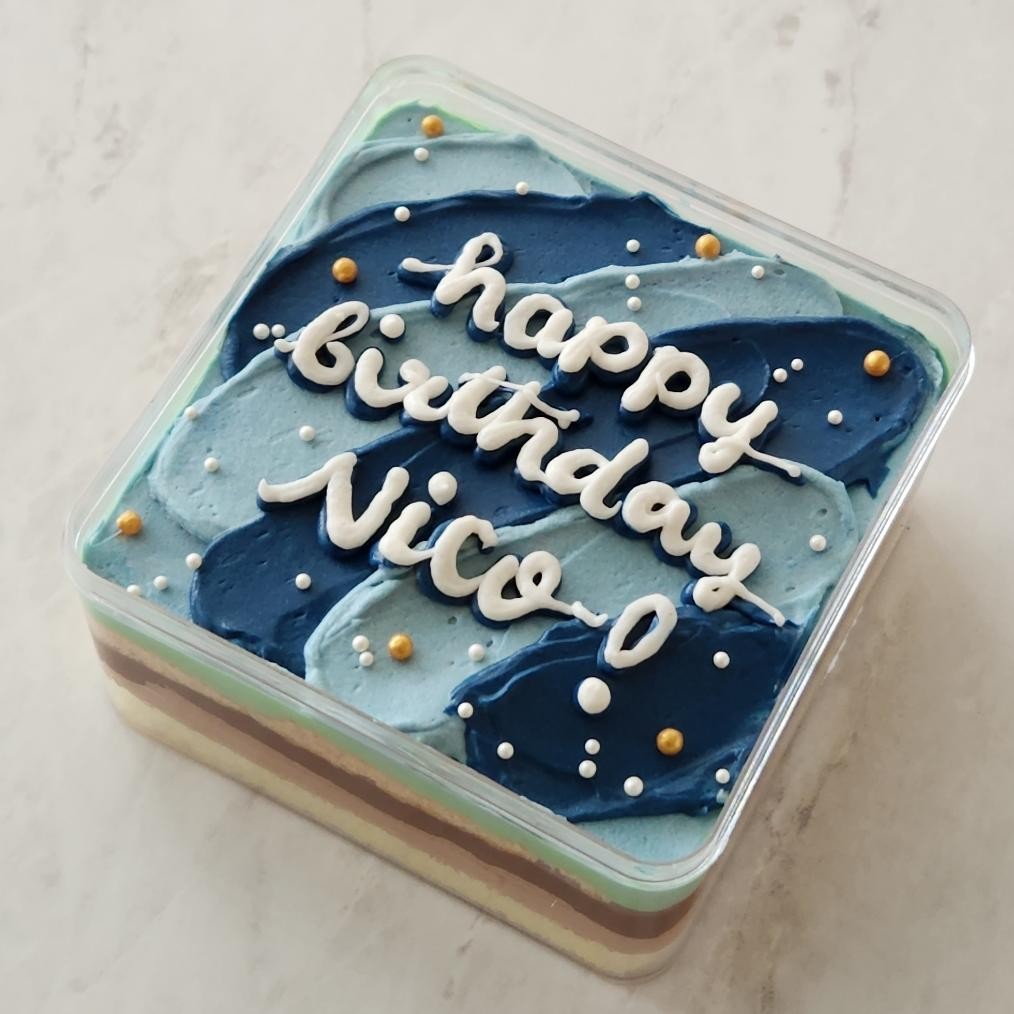 

Promoo!! Korean cake birthday bento gradasi biru