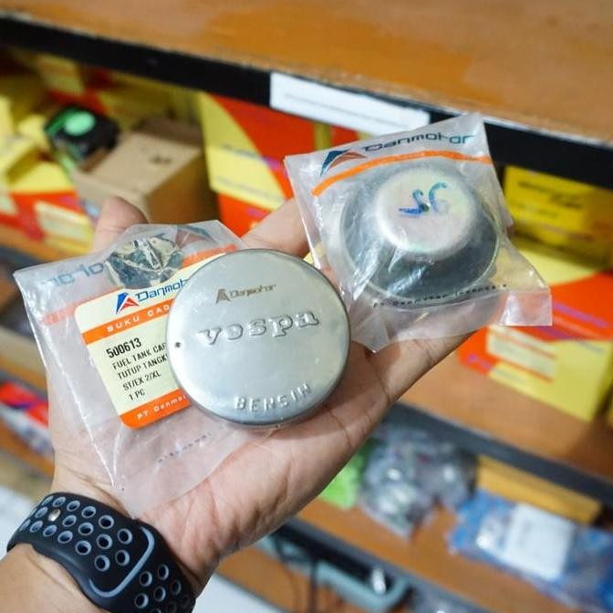 *****] Sparepart Vespa Tutup Bensin Vespa Danmotor