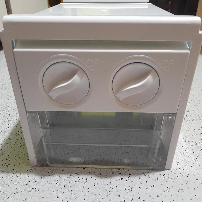 Ice Twist Maker tempat Pembuat es batu untuk Kulkas Temapat ES HS