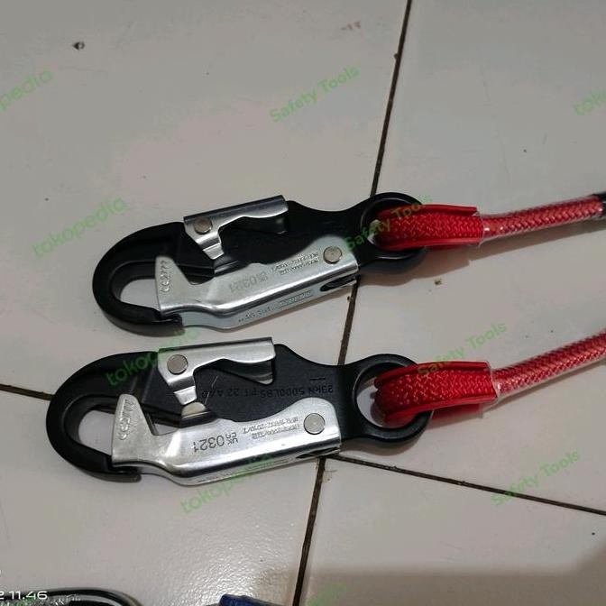 

Double Lanyard Stepbolt Haidar Copy Stepsafe 16 Lanyard 2002