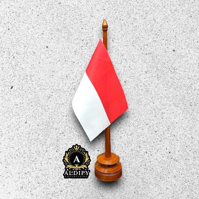 

ready !!! Bendera Indonesia, Notaris, IPPAT Dan Tiang Kayu Meja Terbaru