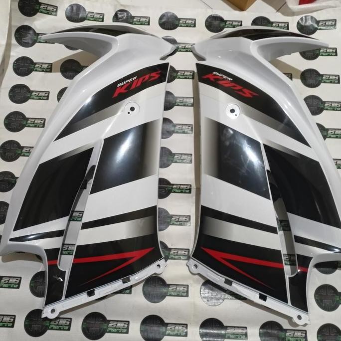 Cover body fairing fering atas samping ninja rr new 150 putih SE 2015