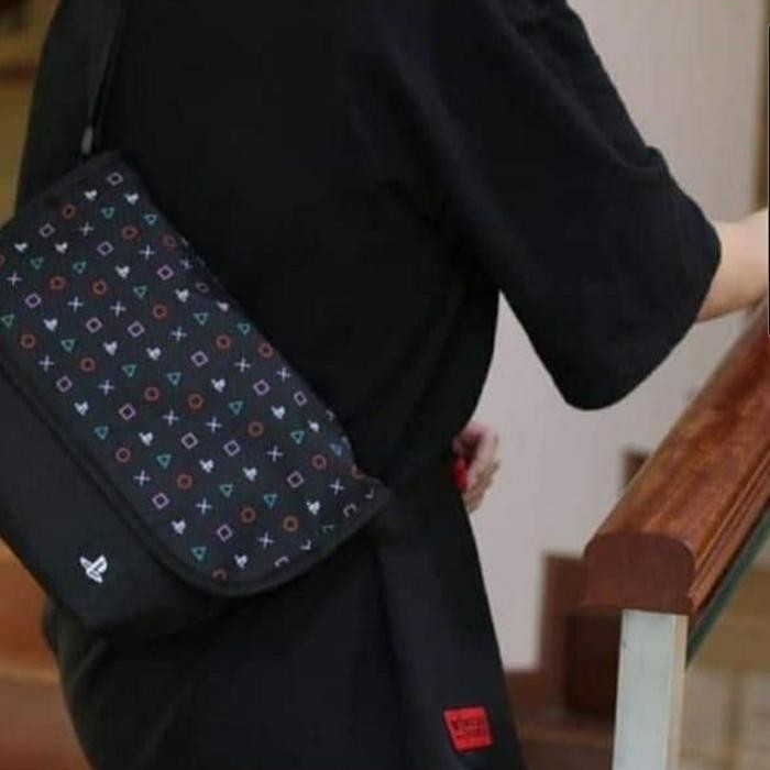 Tas Mini Messenger Bag Sony Playstation