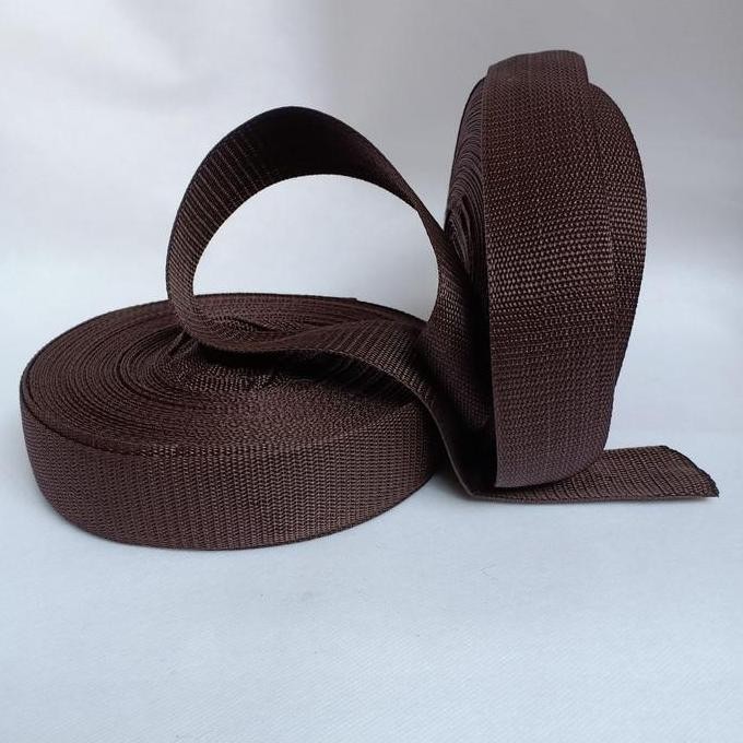 

Webing Coklat Tua / Roll Tali Tas 3,8Cm X 25 Yard Bisban