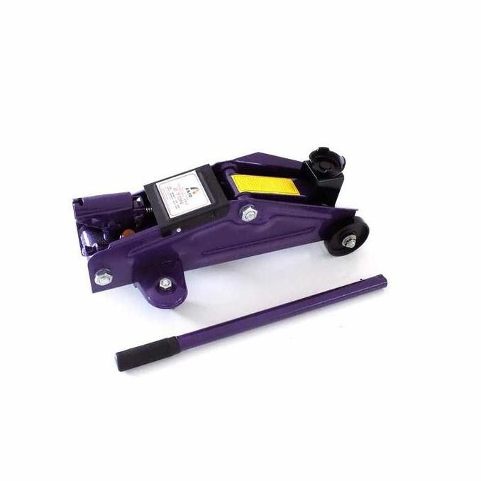 Akio Dongkrak Buaya 2 Ton