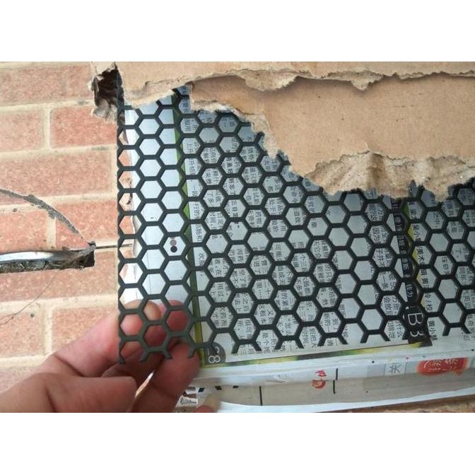 Ram Speaker / Jaring Speaker / Tutup Box Speaker Model Segi Enam