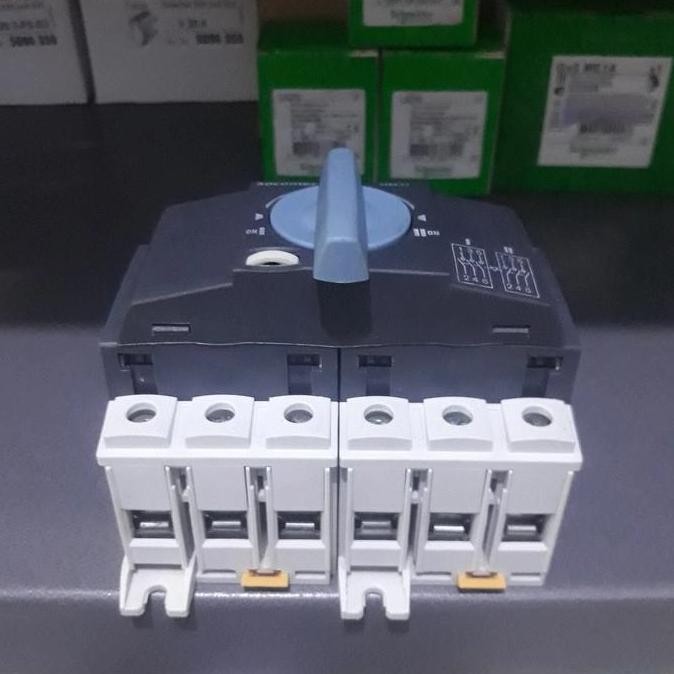 Cos 3P 63A Socomec Sirco 3Phase 63A