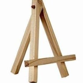 

Wooden Easel (001)