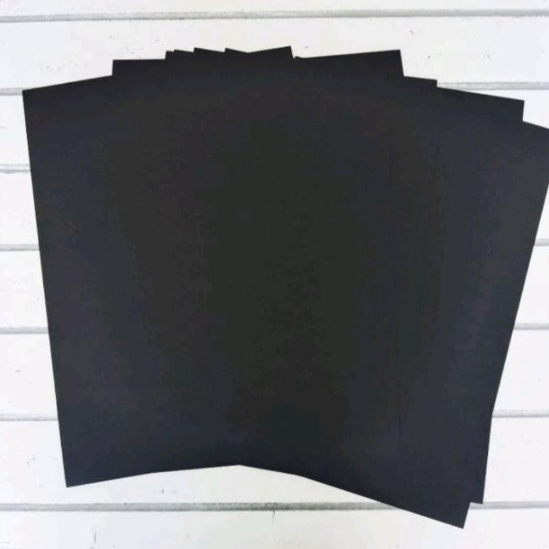 

Kertas HVS Hitam Ukuran A4 dan Folio isi 10 dan 20 lembar - HVS Black Paper size A4 Nugi