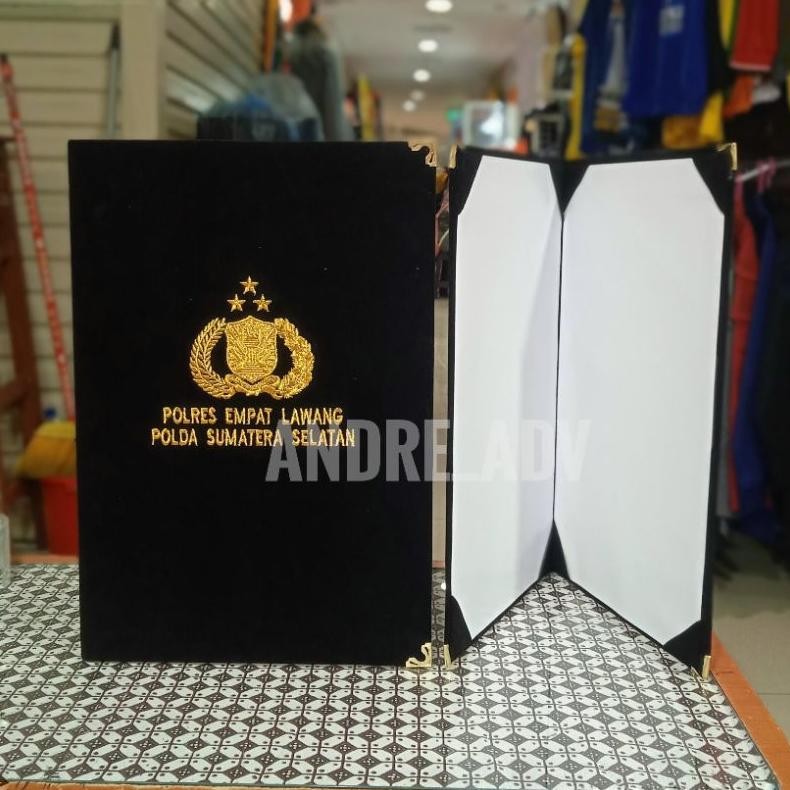 

map costum logo bordir map beludru premium Nugi