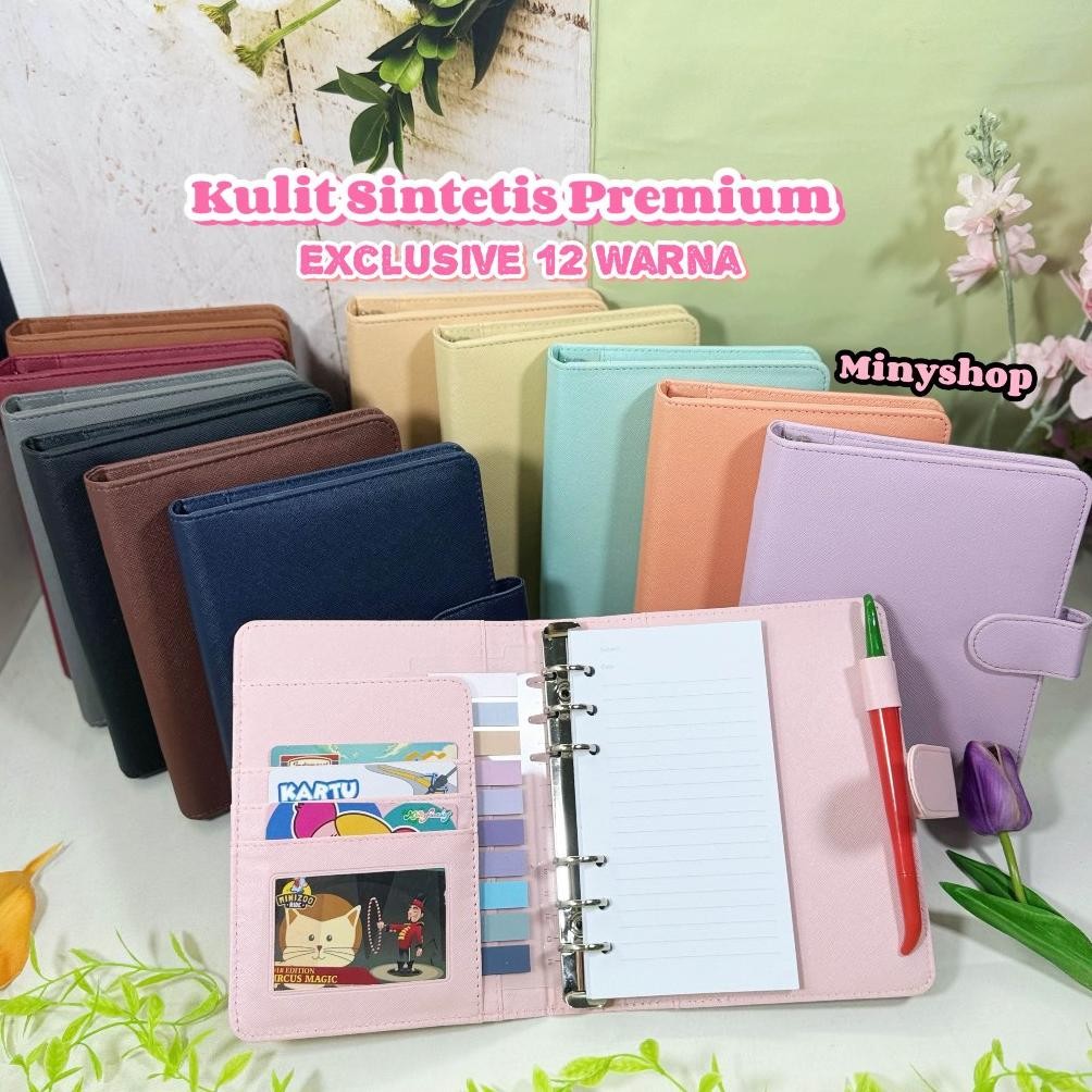 

Binder polos A6 6 ring Eksklusif Agenda A6 Polos Ring Binder A6 Dompet Keuangan Bahan Kulit Termurah Nugi