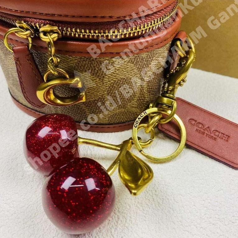 Coach Gantungan Kunci Tas Cherry Bag Charm Keychain Cherry Keychain Gantungan Tas Cherry